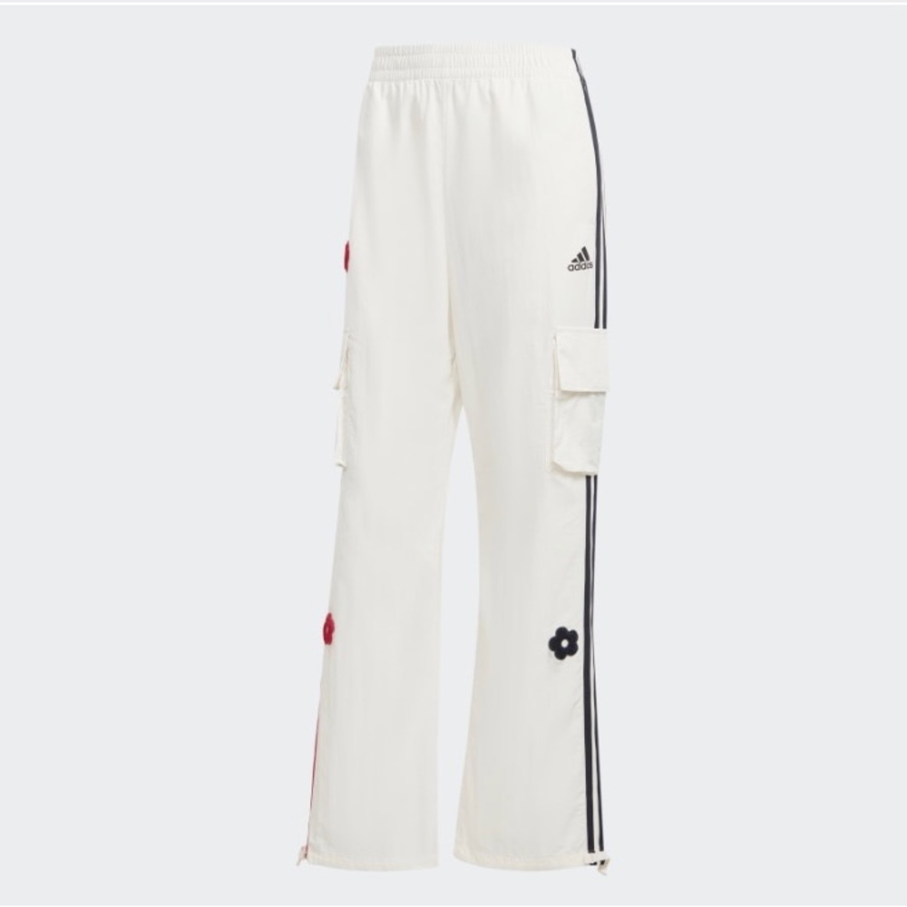 Adidas 3-Stripes Cargo Pants w Chenille Flower Patches